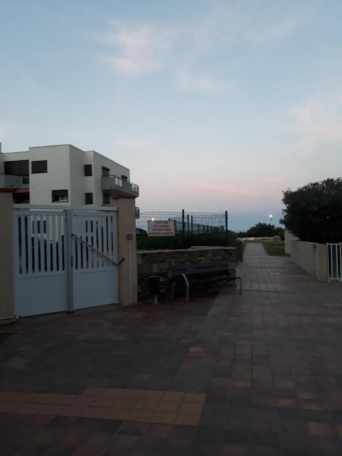 Studio Bambou - Piscine - Acces Direct A La Plage - Lydia Playa Apartment Le Barcares Ngoại thất bức ảnh